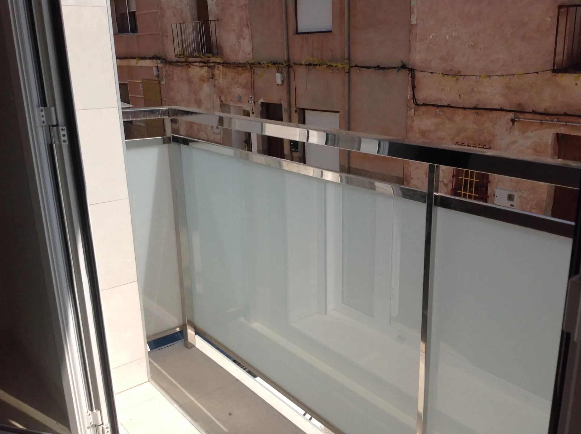 Casa Albor — Rehabilitación de vivienda urbana en Agost-Alicante